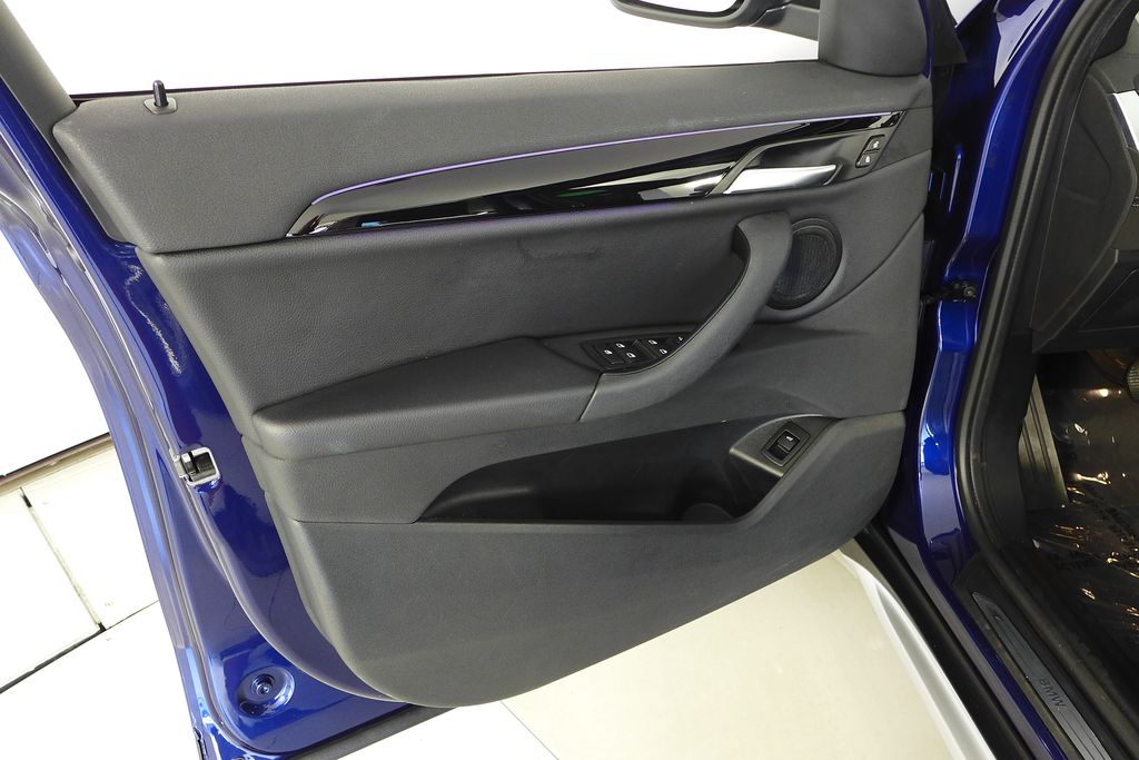 Thumbnail: 2020 BMW X1 - 11