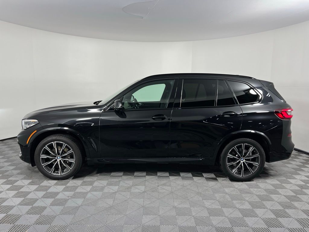 Thumbnail: 2023 BMW X5 - 9