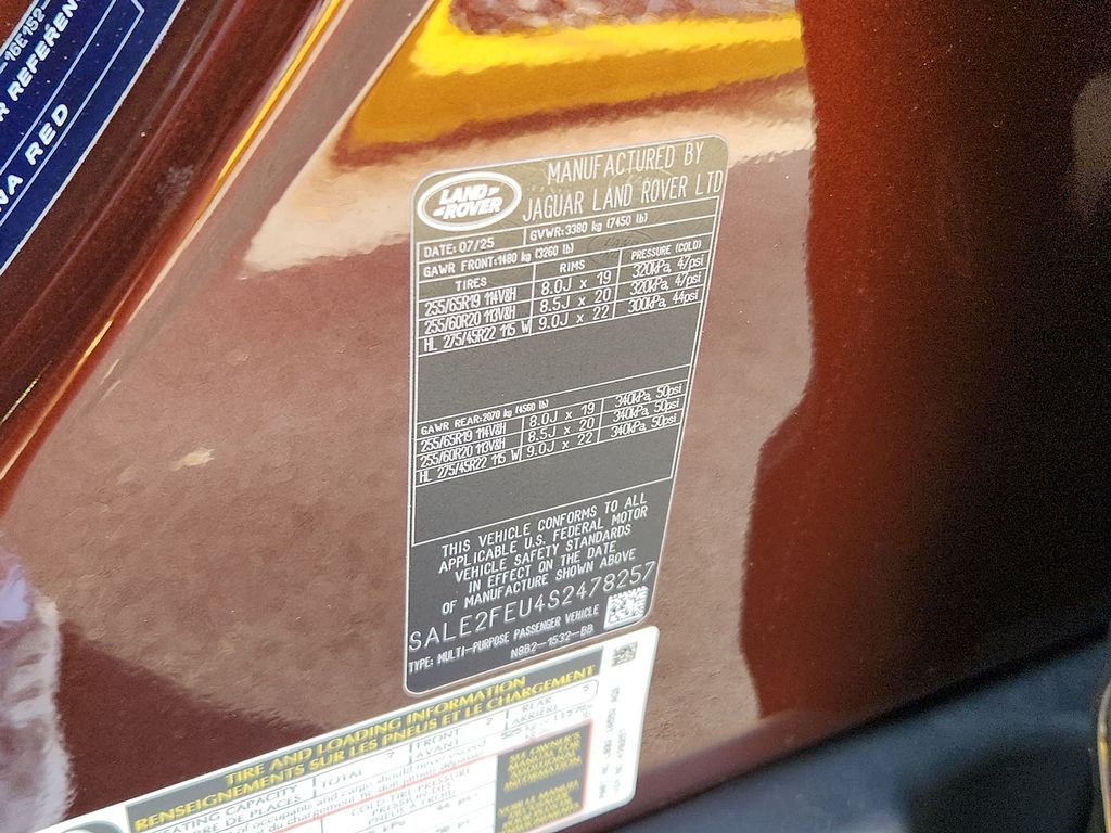 Thumbnail: 2025 Land Rover Defender - 10