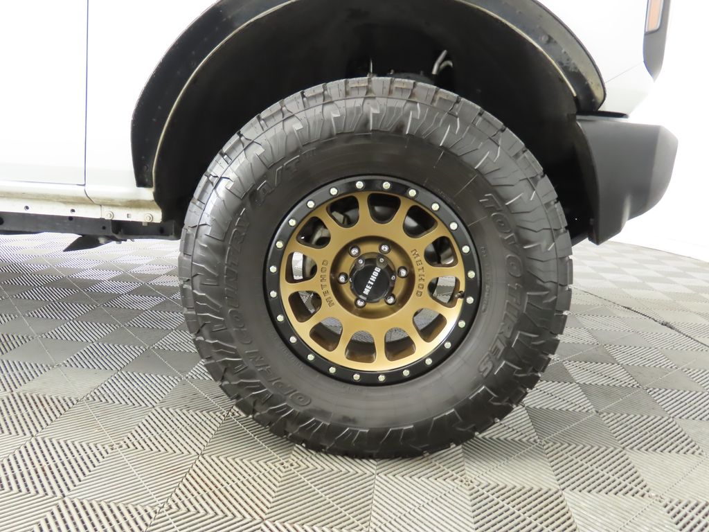 Thumbnail: 2021 Ford Bronco - 31