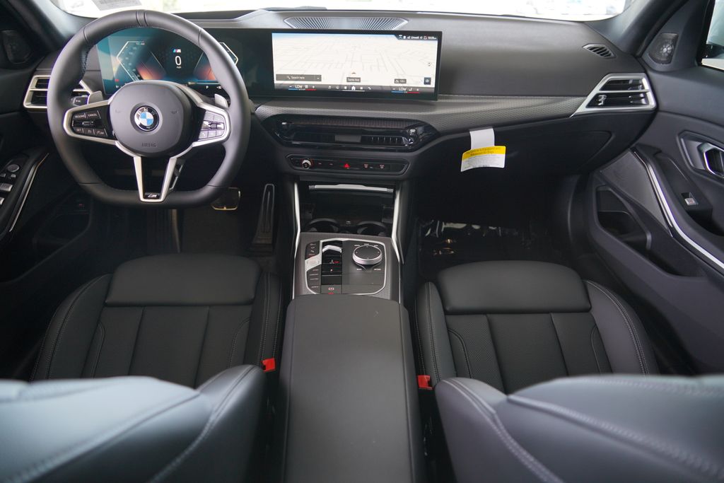Thumbnail: 2026 BMW 3 Series - 13