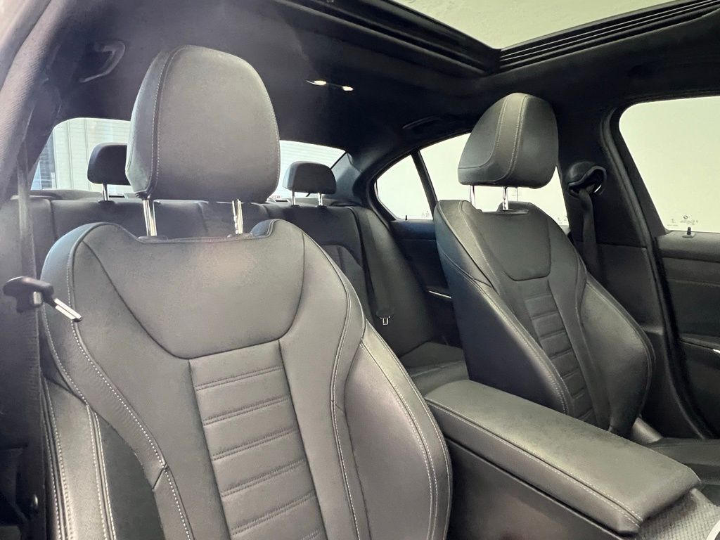 Thumbnail: 2023 BMW 3 Series - 7