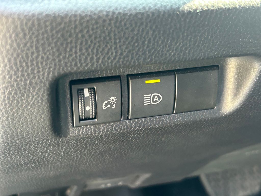 Used 2025 Toyota RAV4 SUV