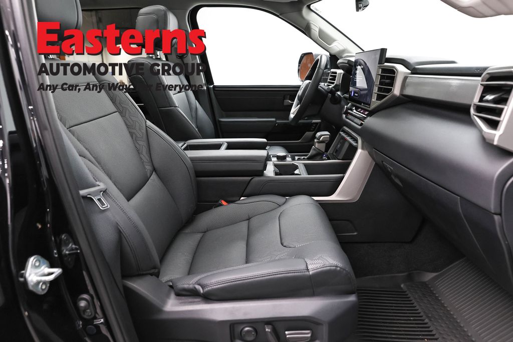 2024 Toyota Tundra Limited - Photo 29
