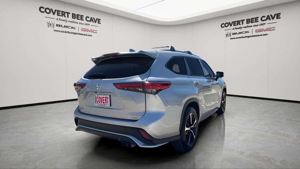 Used Car 2021 Toyota Highlander  Xse For Sale Under $40,000 In Austin, Texas