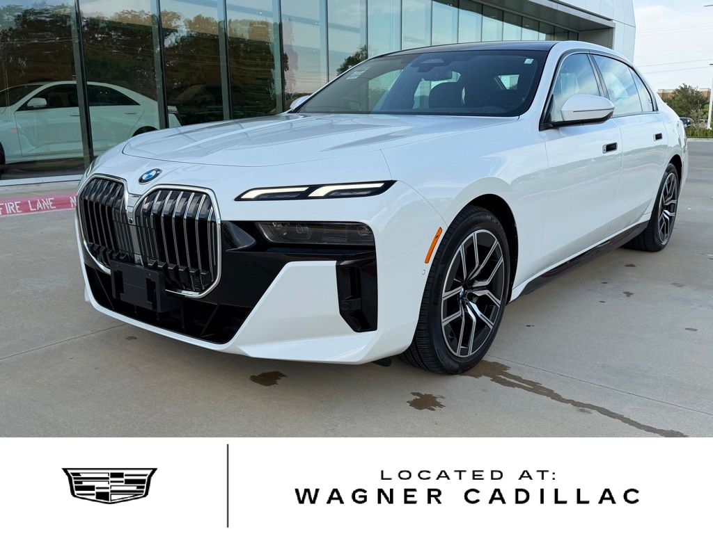 Alpine White 2025 BMW 7 Series Sedan All-Wheel Drive 8-Speed Automatic