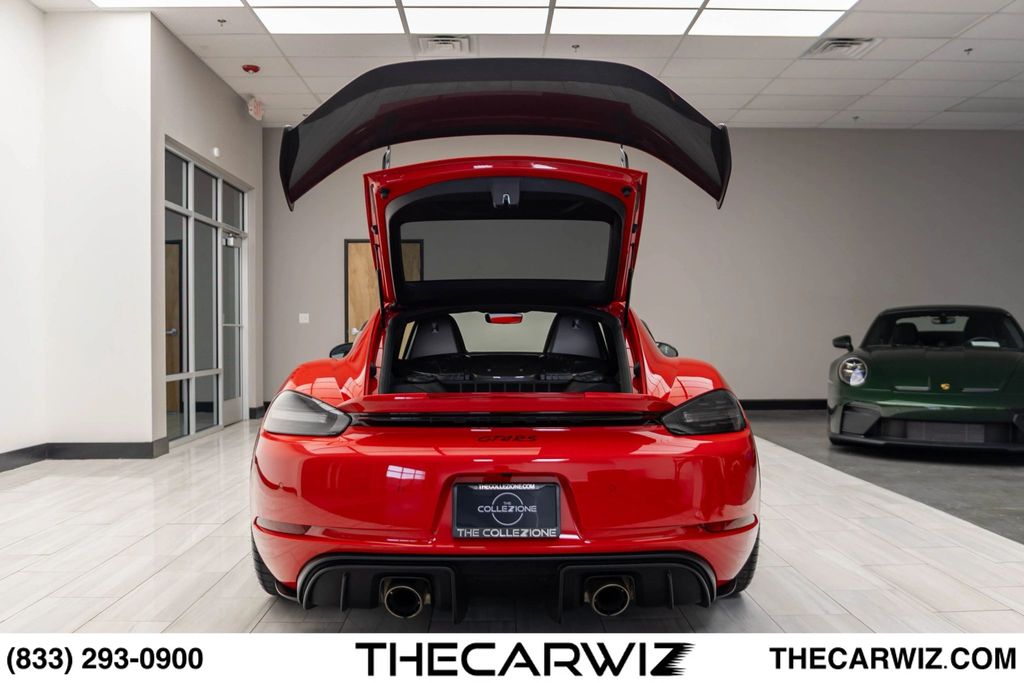 2023 Porsche 718 Cayman