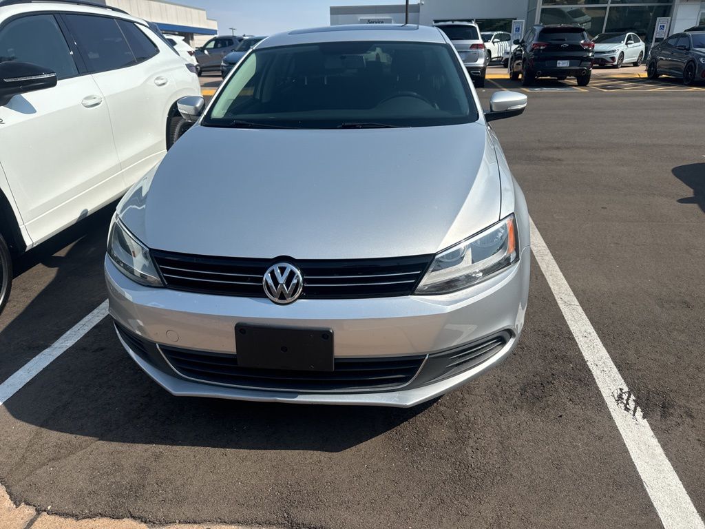 Thumbnail: 2014 Volkswagen Jetta - 3
