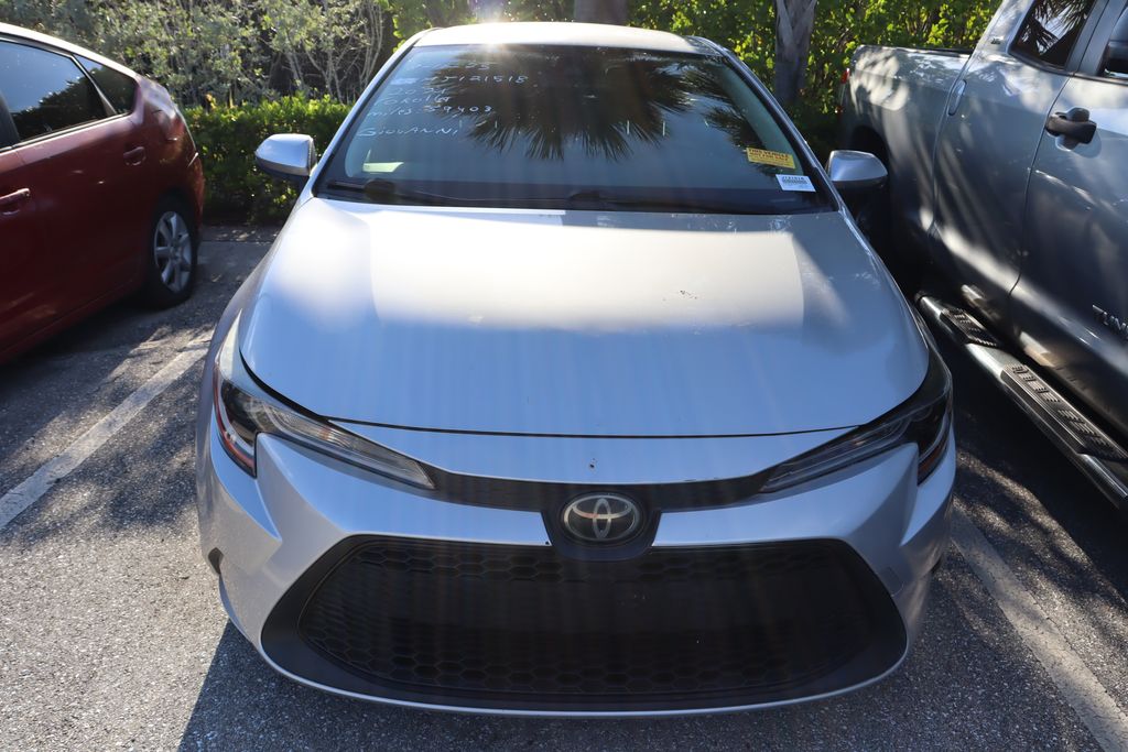 Thumbnail: 2021 Toyota Corolla - 4