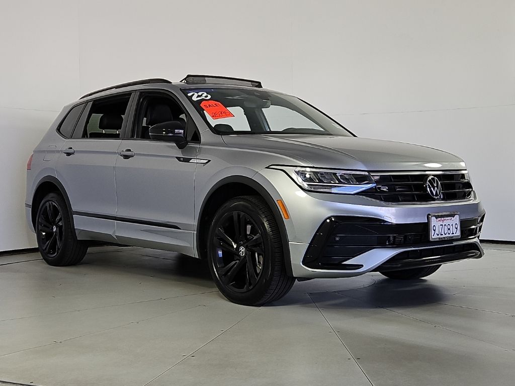 Thumbnail: 2023 Volkswagen Tiguan - 4