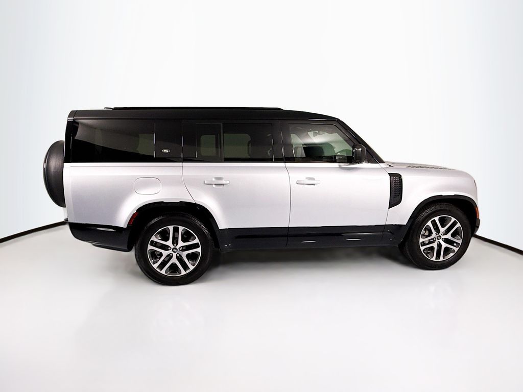 Thumbnail: 2024 Land Rover Defender - 4