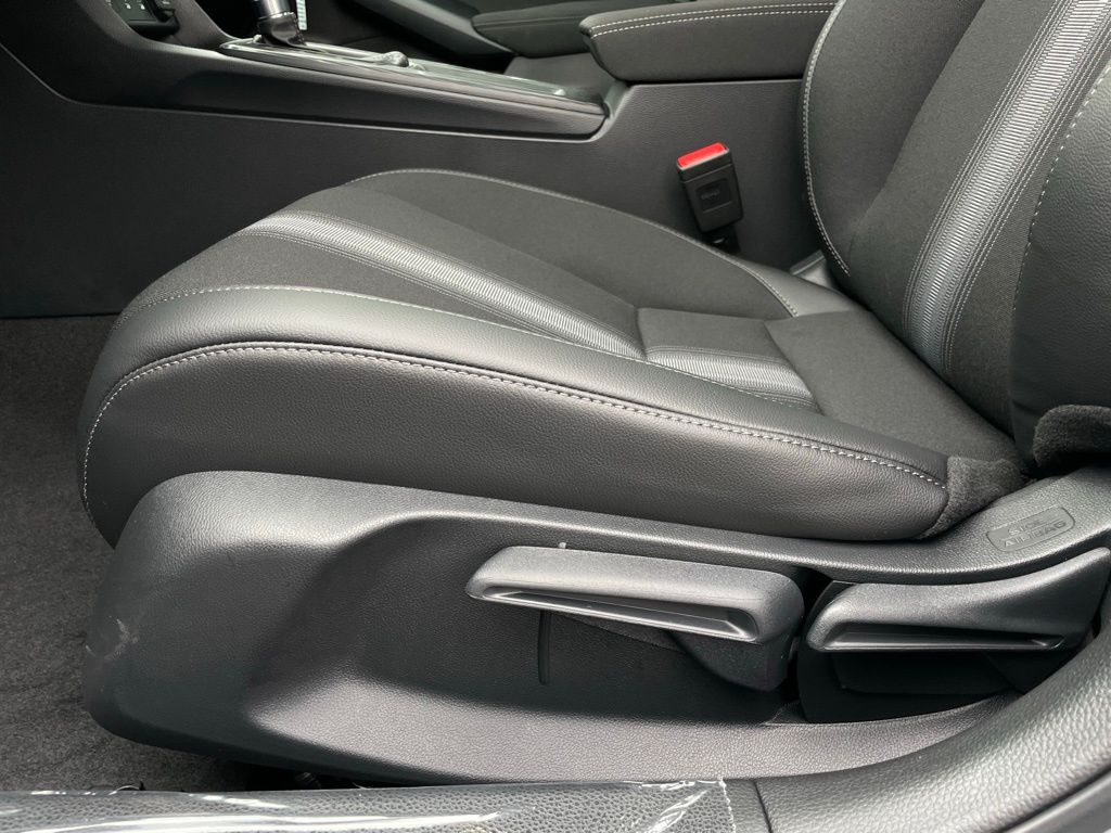 2025 Honda Civic Sport 23
