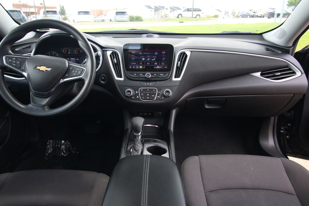 Used 2024 Chevrolet Malibu Sedan