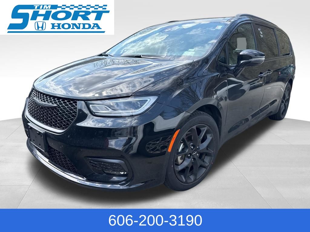 2025 Chrysler Pacifica Limited FWD