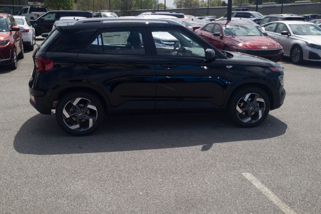 New 2026 Black Hyundai SEL image 4