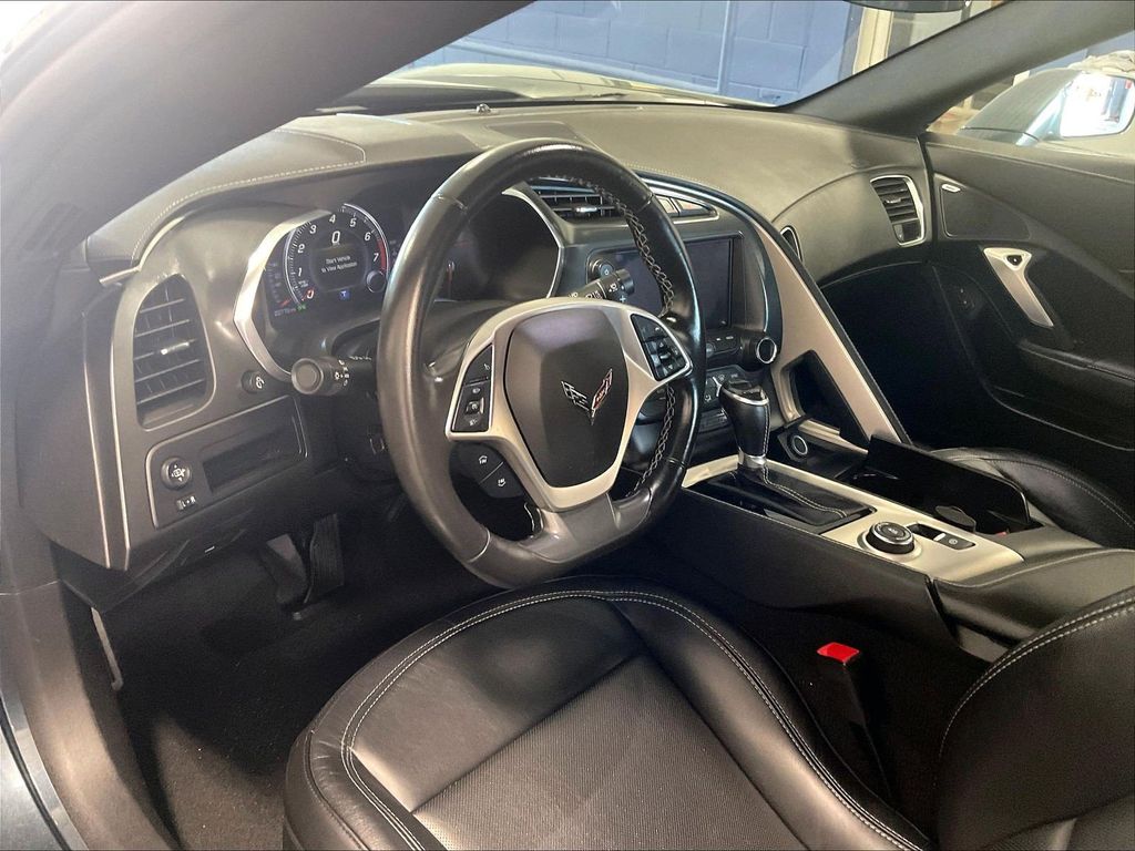 2019 Chevrolet Corvette — photo 8