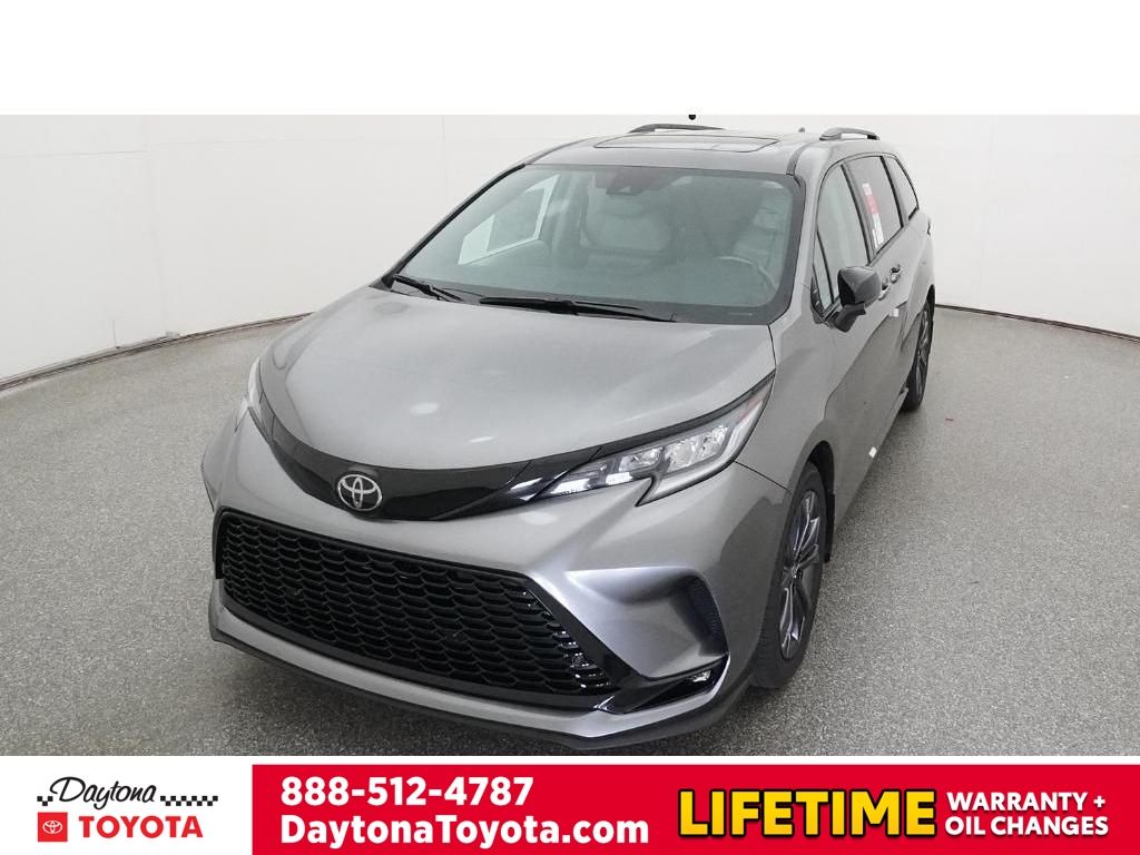 New 2026 Toyota Sienna Van