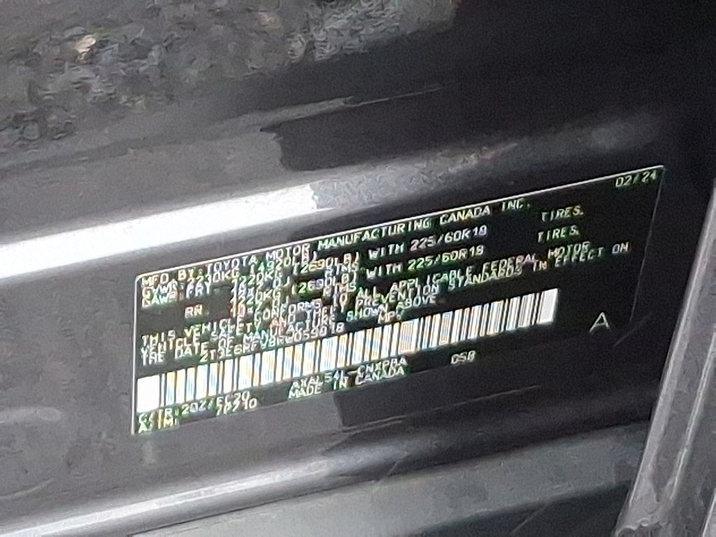 2024 Toyota RAV4 XSE 29