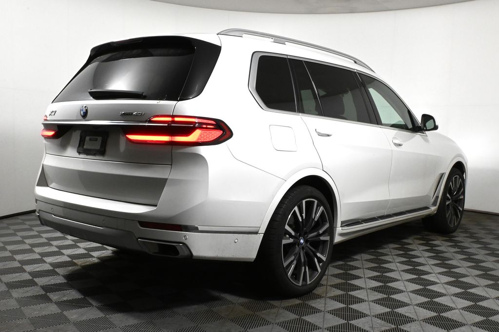 2023 BMW X7 xDrive40i 6