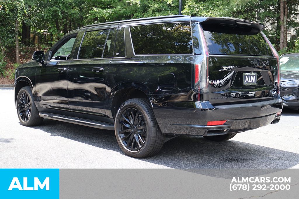 Used 2023 Black Cadillac Luxury image 8