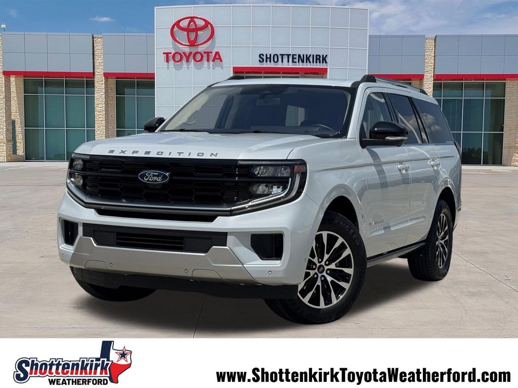 2025 Ford Expedition Platinum 4x4's photo