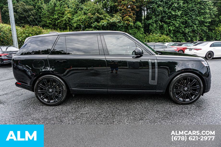 Used 2025 Black Land Rover SE image 8