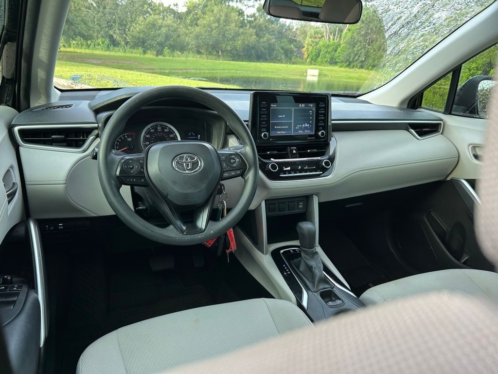 Thumbnail: 2022 Toyota Corolla Cross - 12