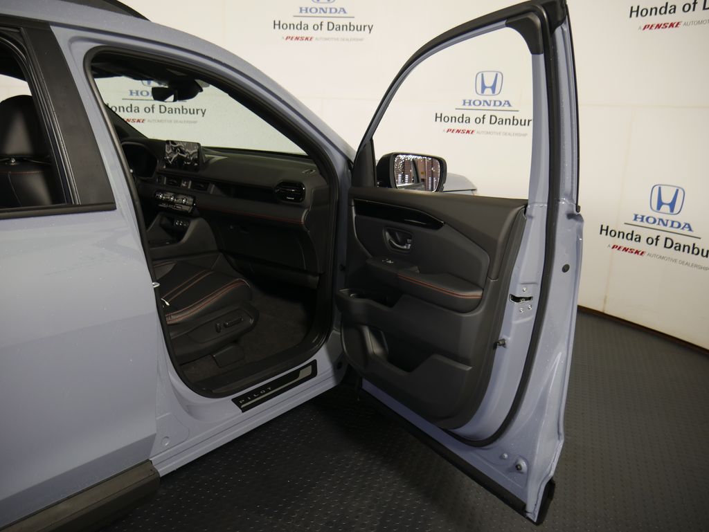 2025 Honda Pilot TrailSport 8