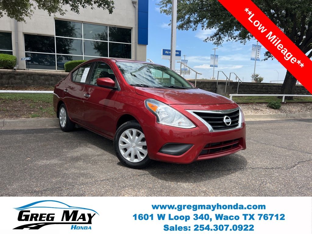 2017 Nissan Versa SV