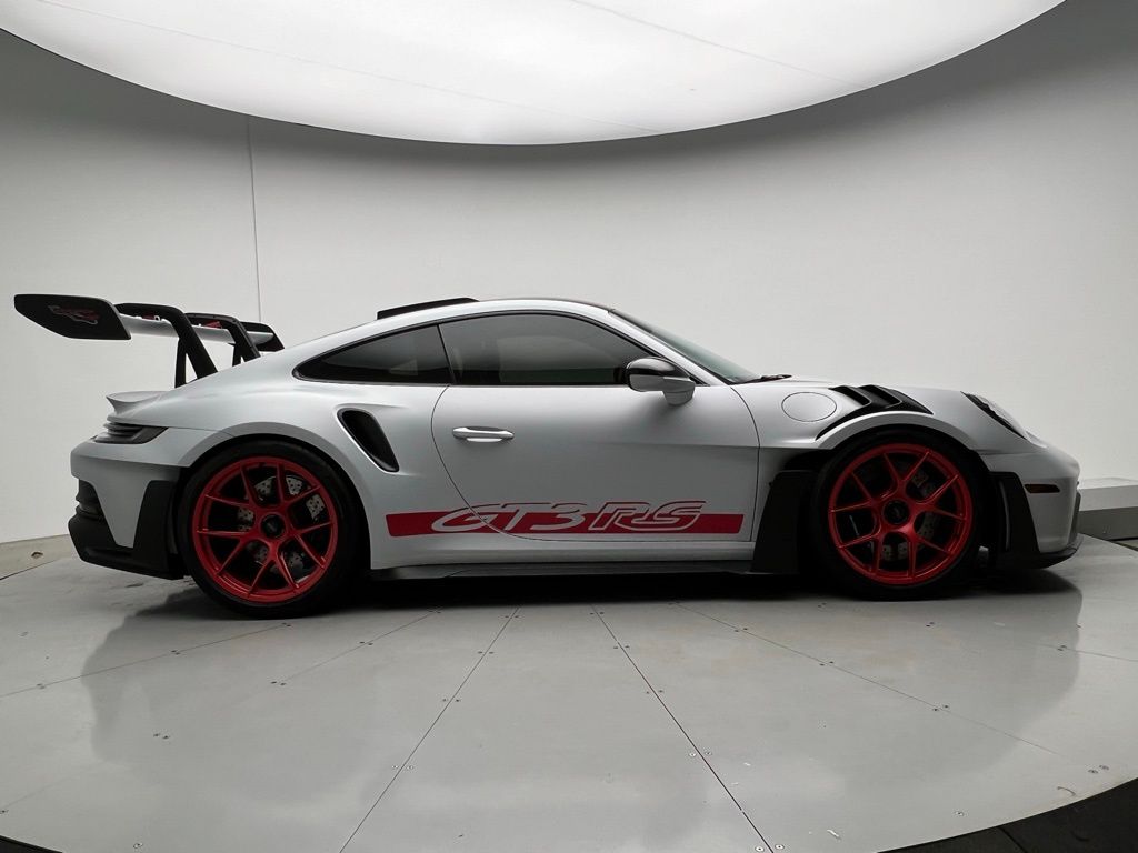 Thumbnail: 2024 Porsche 911 - 24