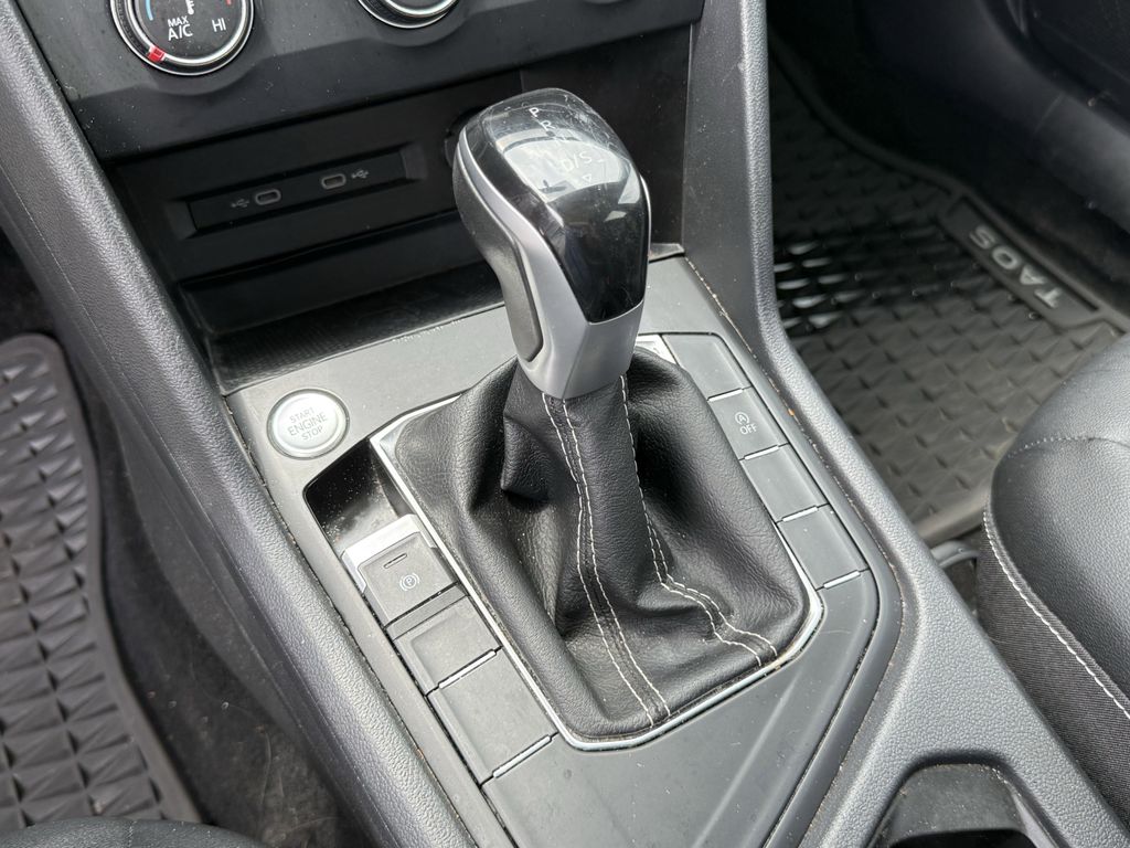 2022 Volkswagen Taos 1.5T SE  at DeMontrond Auto Country