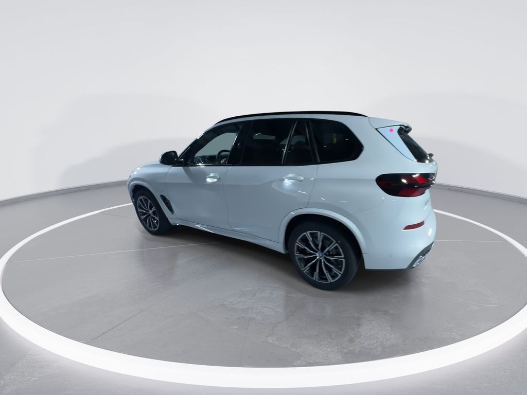 2025 BMW X5 xDrive50e 6