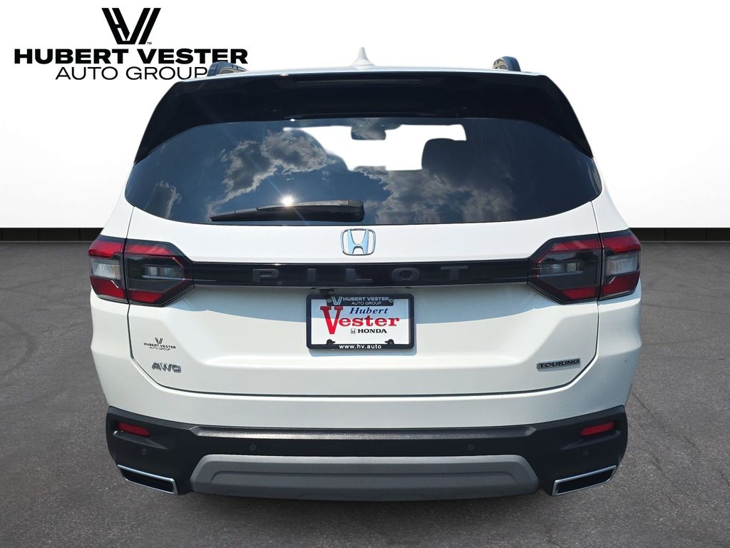 Used 2025 Honda Pilot SUV