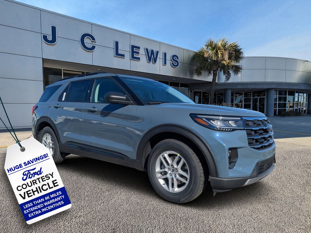 2026 Ford Explorer Active w/200A Pkg