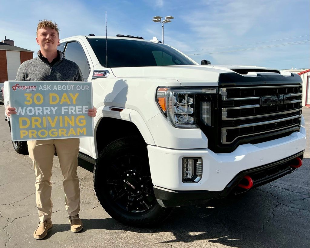 2022 GMC Sierra 2500HD AT4 Crew Cab 4WD