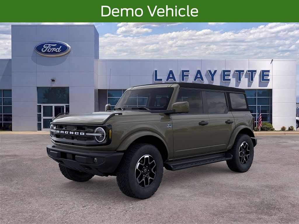 2026 Ford Bronco Outer Banks