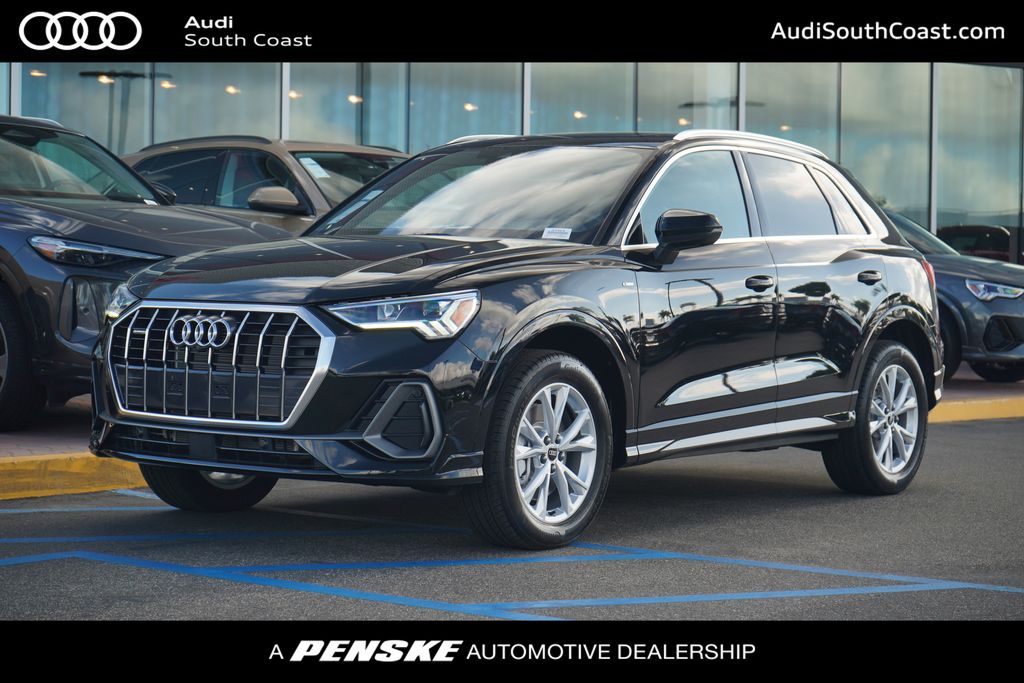 Thumbnail: 2025 Audi Q3 - 1