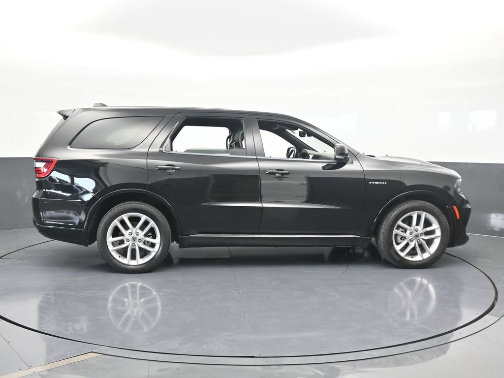 Used 2022 DB Black Crystal Clearcoat Dodge R/T image 7