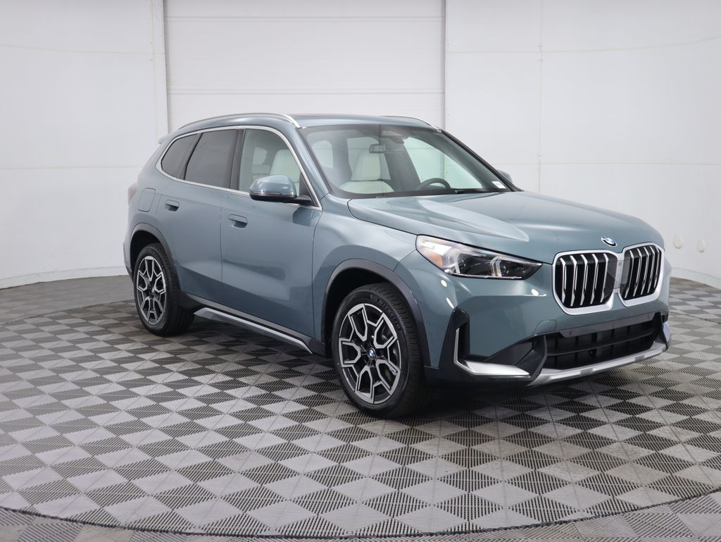 Thumbnail: 2026 BMW X1 - 3