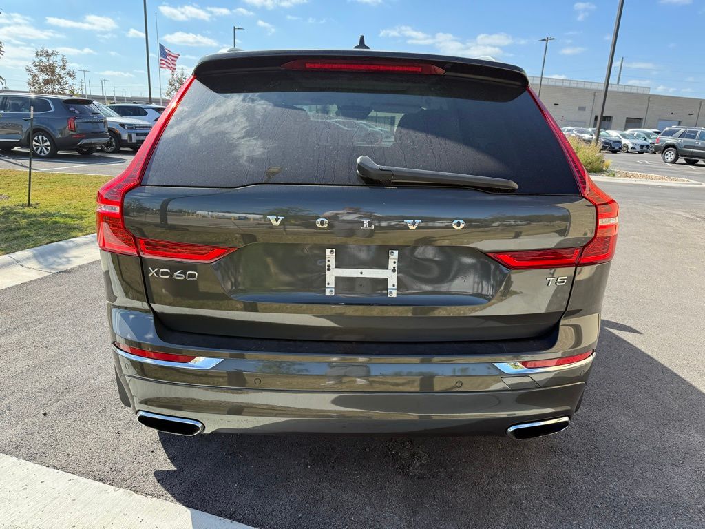 Thumbnail: 2021 Volvo XC60 - 5