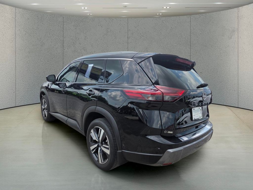 Used 2024 Nissan Rogue SUV