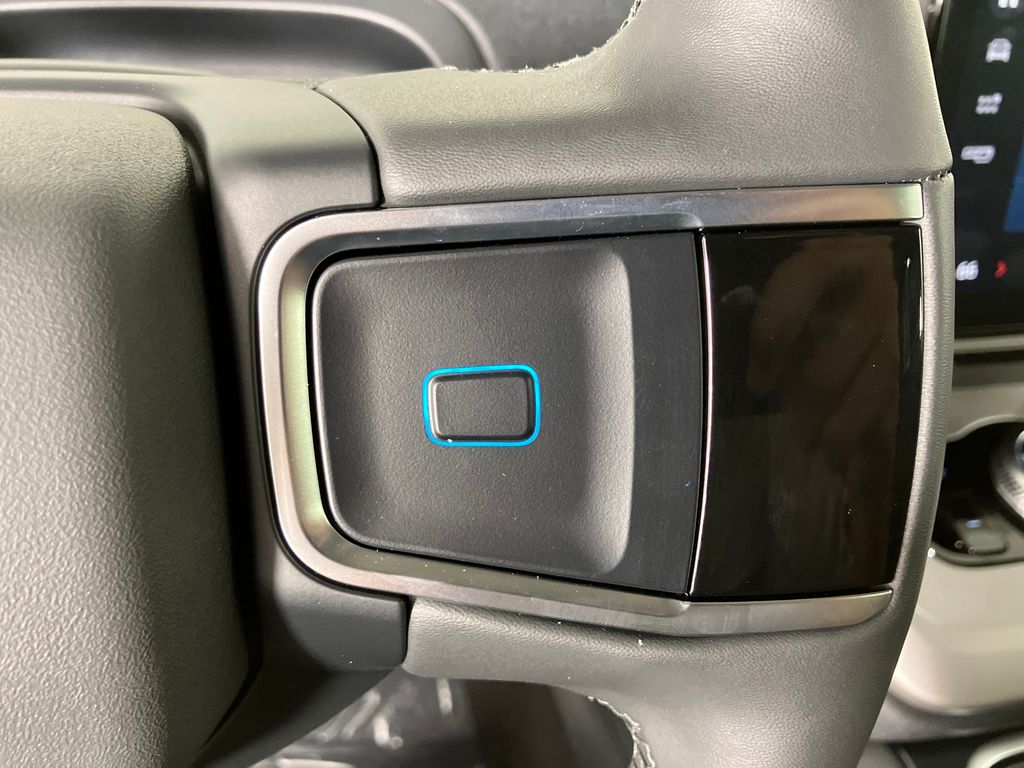 2026 Ford Expedition Active - Photo 18