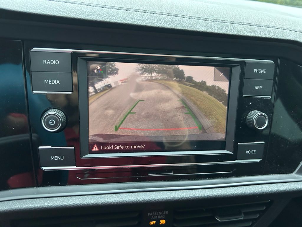 Thumbnail: 2024 Volkswagen Jetta - 24