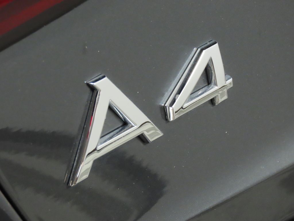 Thumbnail: 2023 Audi A4 - 9