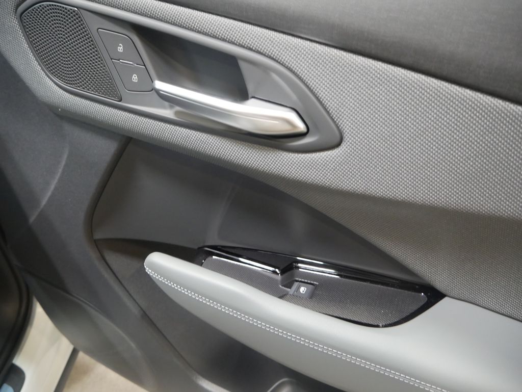 Thumbnail: 2026 Audi Q3 - 26