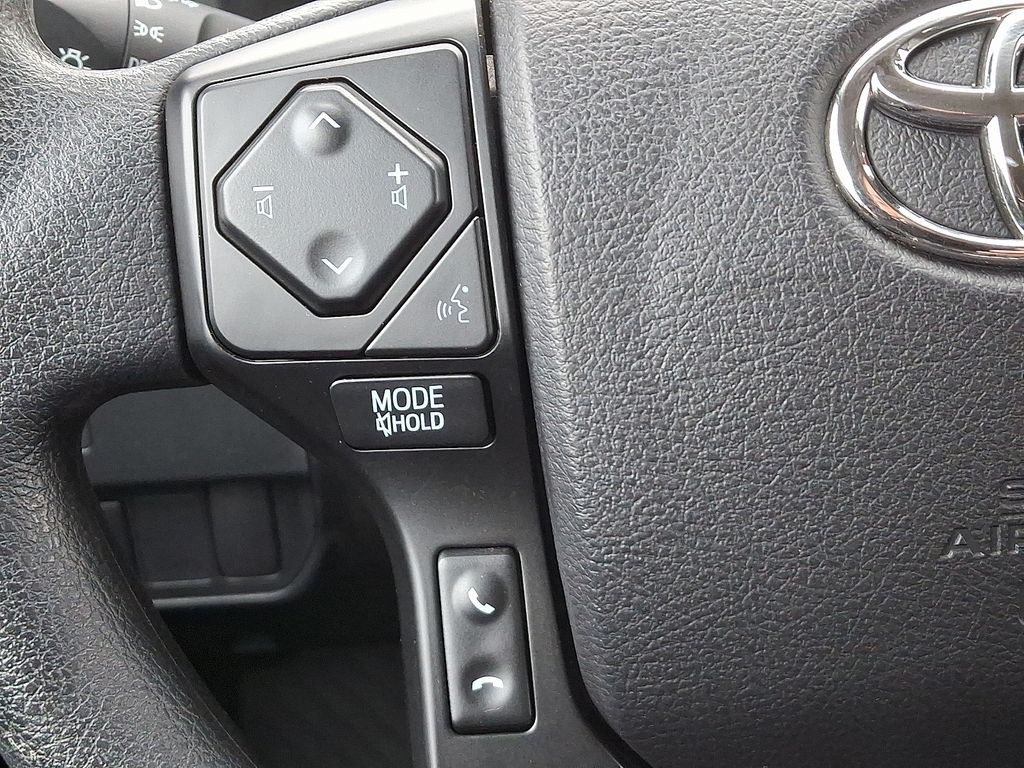 Thumbnail: 2022 Toyota Tacoma - 22