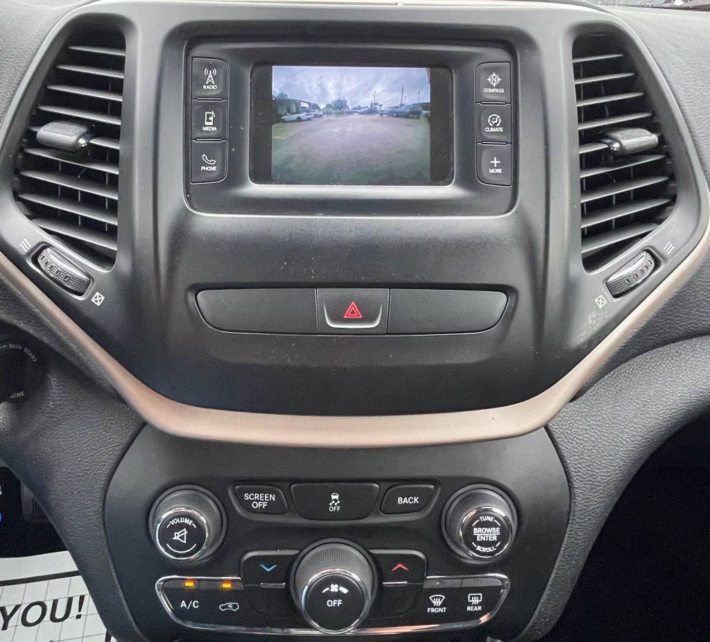 2017 Jeep Cherokee Latitude Black at Community Toyota