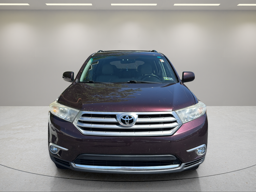 2012 Toyota Highlander SE Red at Luther Ford