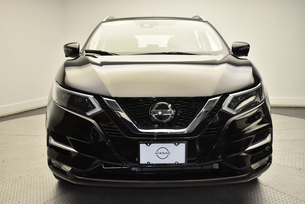 2022 Nissan Rogue Sport SL 2