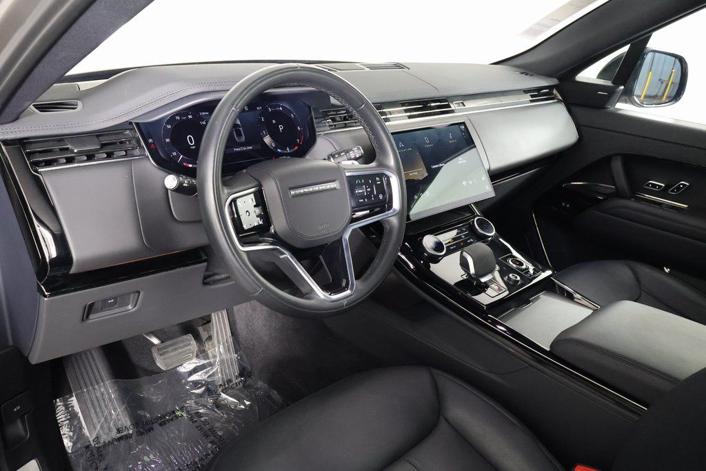 Thumbnail: 2023 Land Rover Range Rover Sport - 7